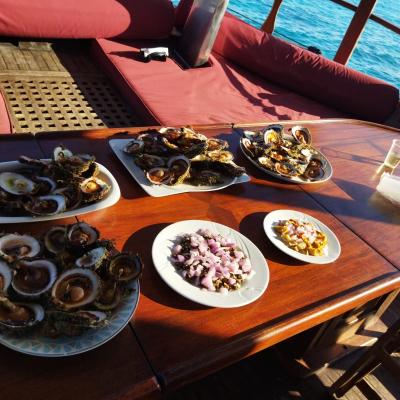 Galatea Paros.cruises.seafood2
