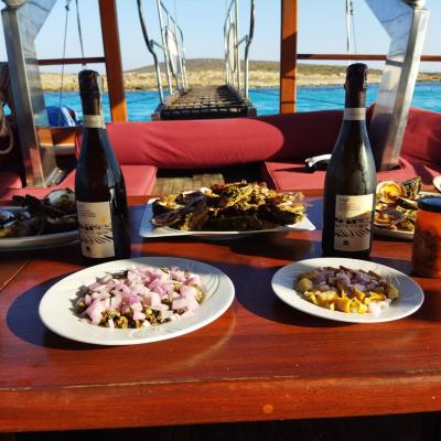 Galatea Paros.cruises.seafood3
